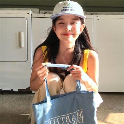 养狗与猫每天都很开心